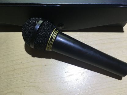 Picture of WORKING PRO LIGHT UDM-288 XLR DYNAMIC MICROPHONE