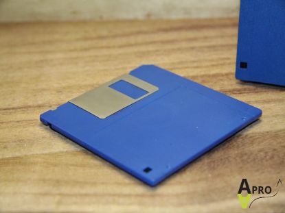 Picture of  A&A UNIQUE - GEEKY TECHY SET OF 4 BLUE FLOPPY DISK COASTERS