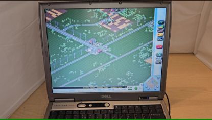 Picture of RETRO GAMING DELL D600 WINDOWS 2000 PROFESSIONAL SP4 LAPTOP WITH CHARGER