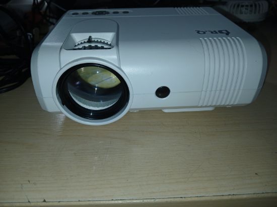 Picture of DR.Q L8 LED MINI PROJECTOR HDMI VGA USB MICROSD