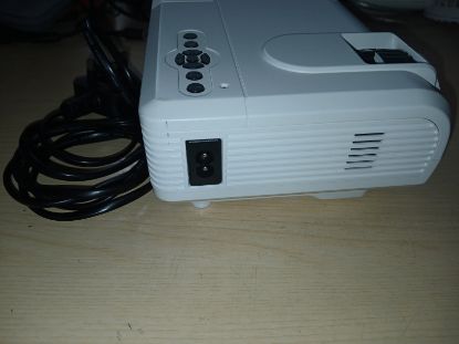 Picture of DR.Q L8 LED MINI PROJECTOR HDMI VGA USB MICROSD