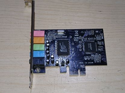 Picture of C-MEDIA CMI8738 C3DX PCI-EX x1 SOUND CARD 5.1