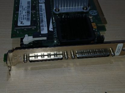 Picture of DELL PERC 4e/DC SCSI320-2E DUAL CHANNEL PCI-EX ULTRA-320 SCSI RAID CONTROLLER