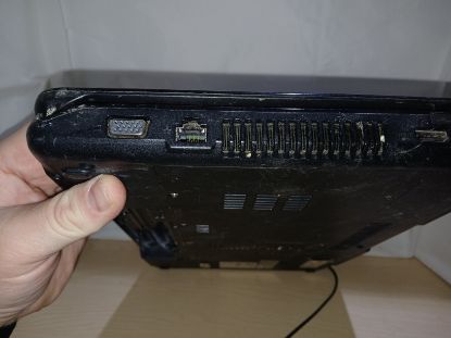 Picture of FAULTY FUJITSU LIFEBOOK AH530 LAPTOP FOR PARTS