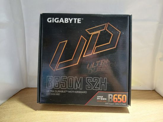 Picture of BOX ONLY - GIGABYTE B650M S2H MOTHERBOARD BOX WITH MANUALS AND 2 SATA CABLES